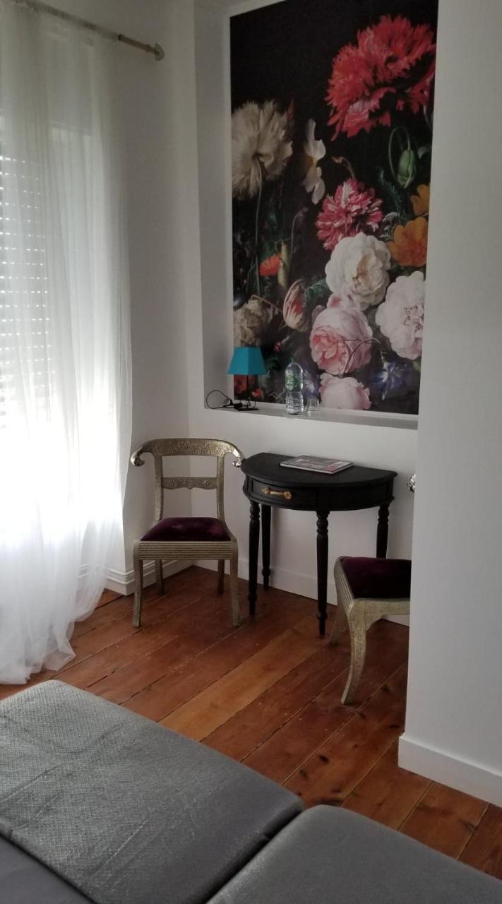 La Maison Blanche Бле Екстериор снимка